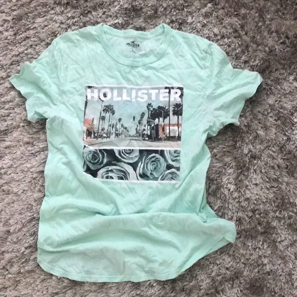 Hollister Tee